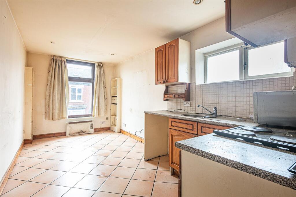 2 bed Terraced
