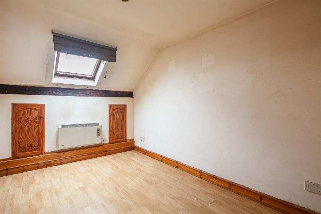 2 bed Terraced