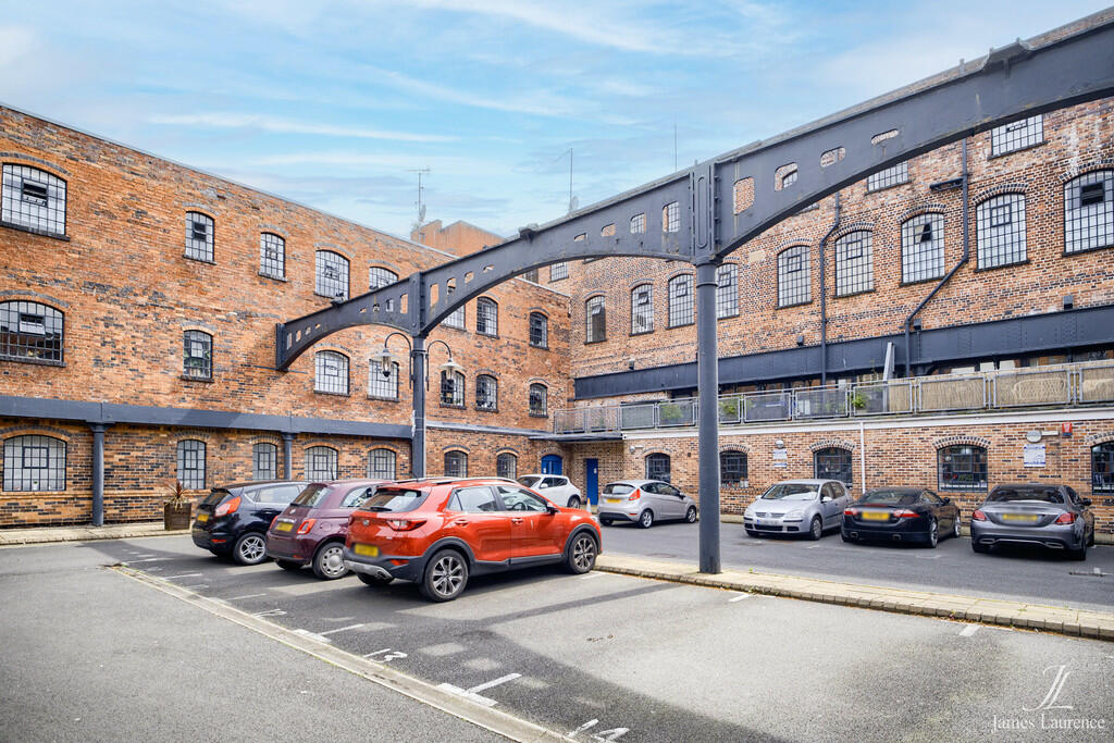 1 bed Apartment