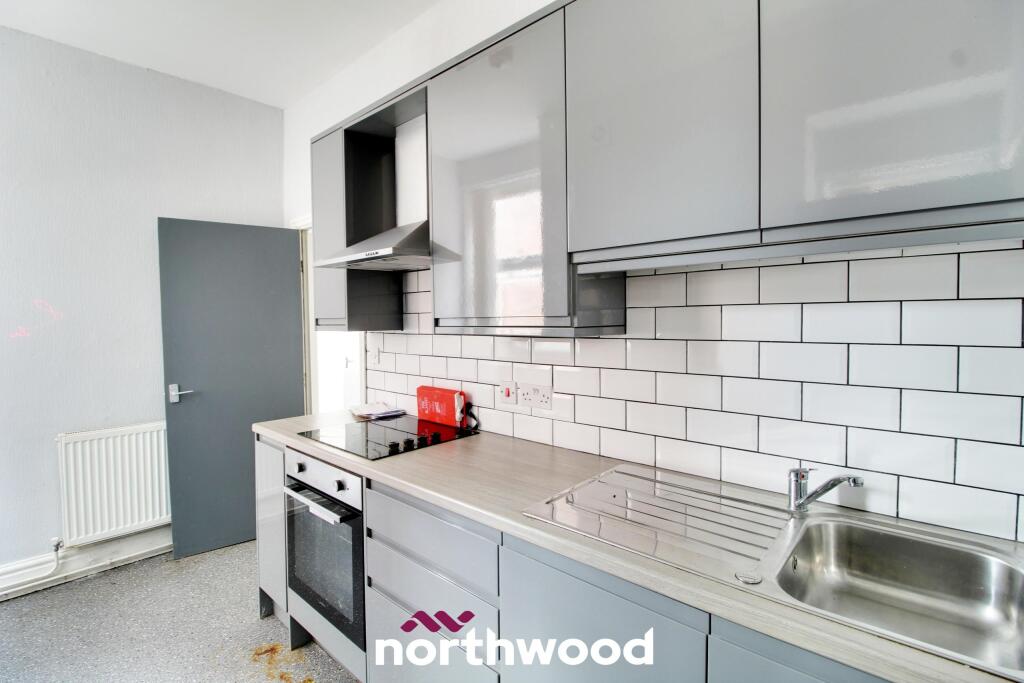 3 bed Block of Apartments