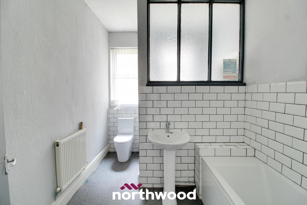 3 bed Block of Apartments