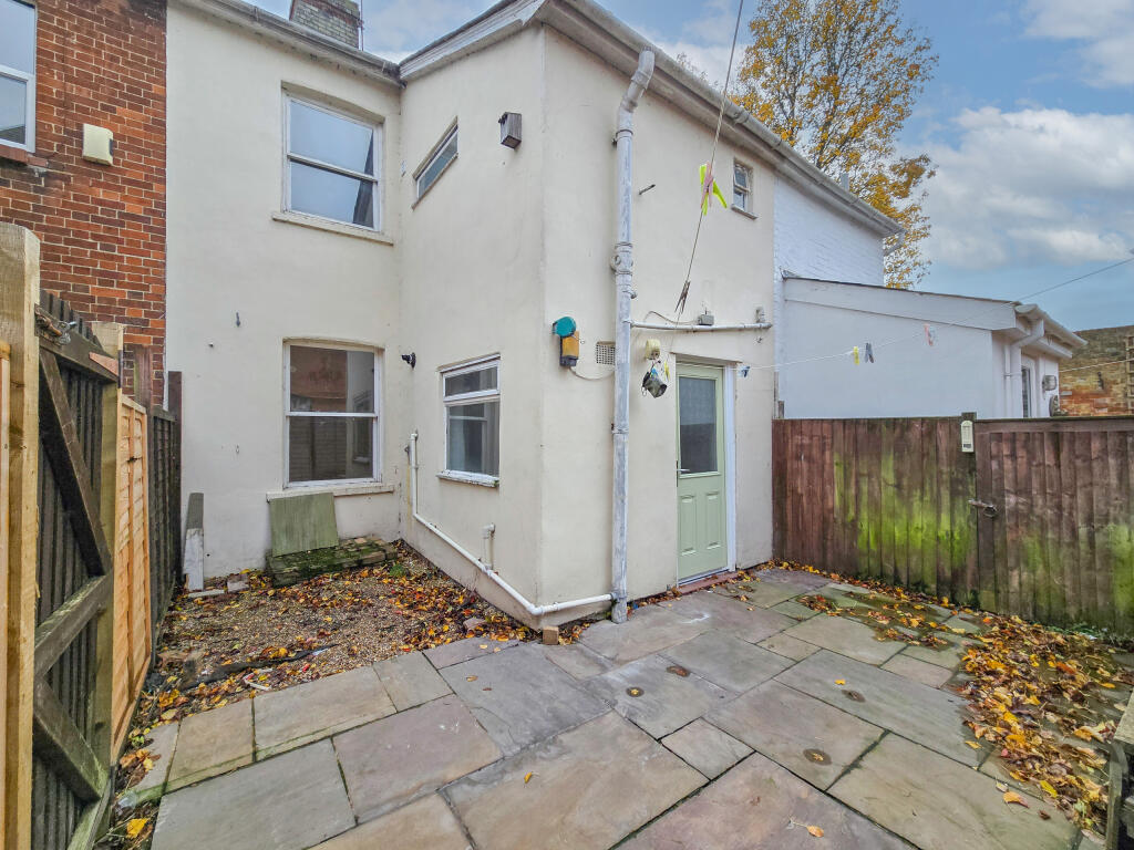 3 bed Terraced