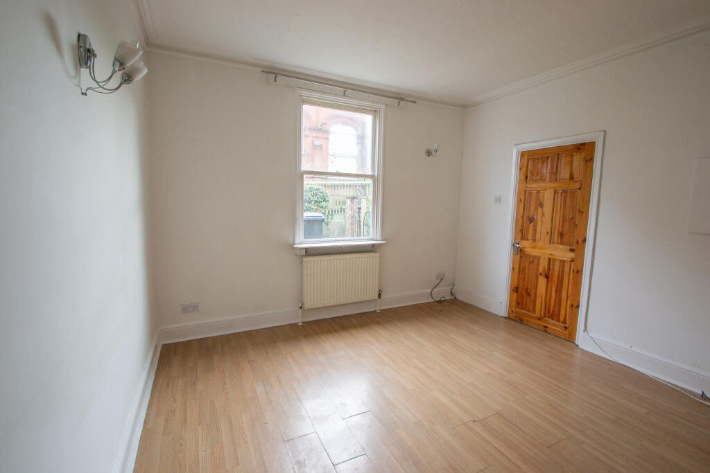 3 bed Terraced