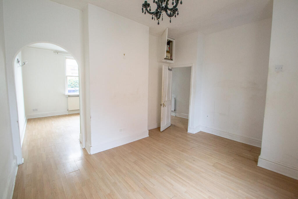3 bed Terraced