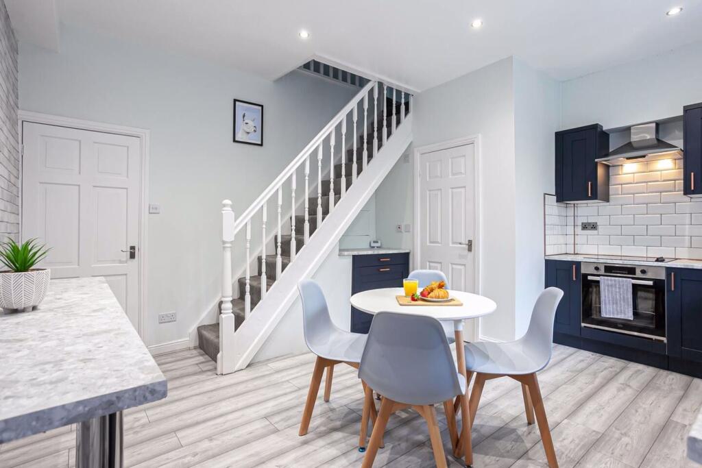 3 bed Terraced