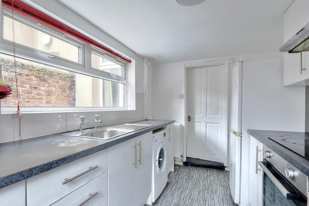 2 bed Terraced