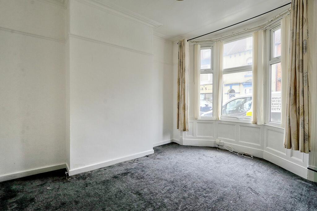 2 bed Terraced