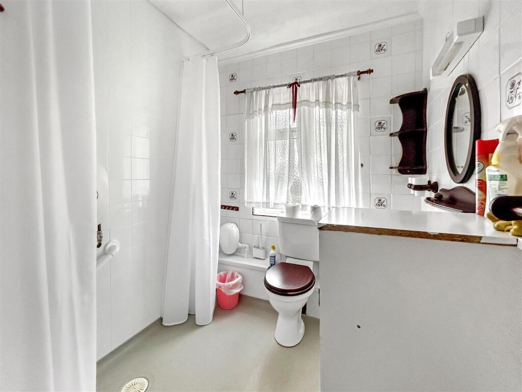 3 bed Terraced