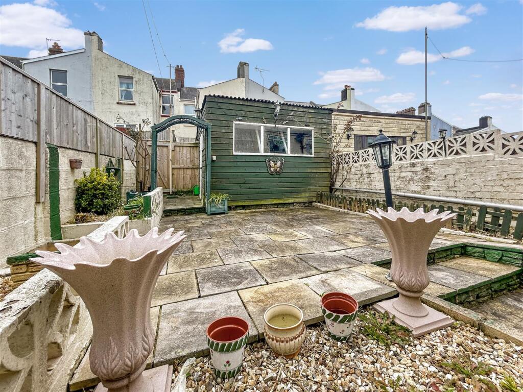 3 bed Terraced