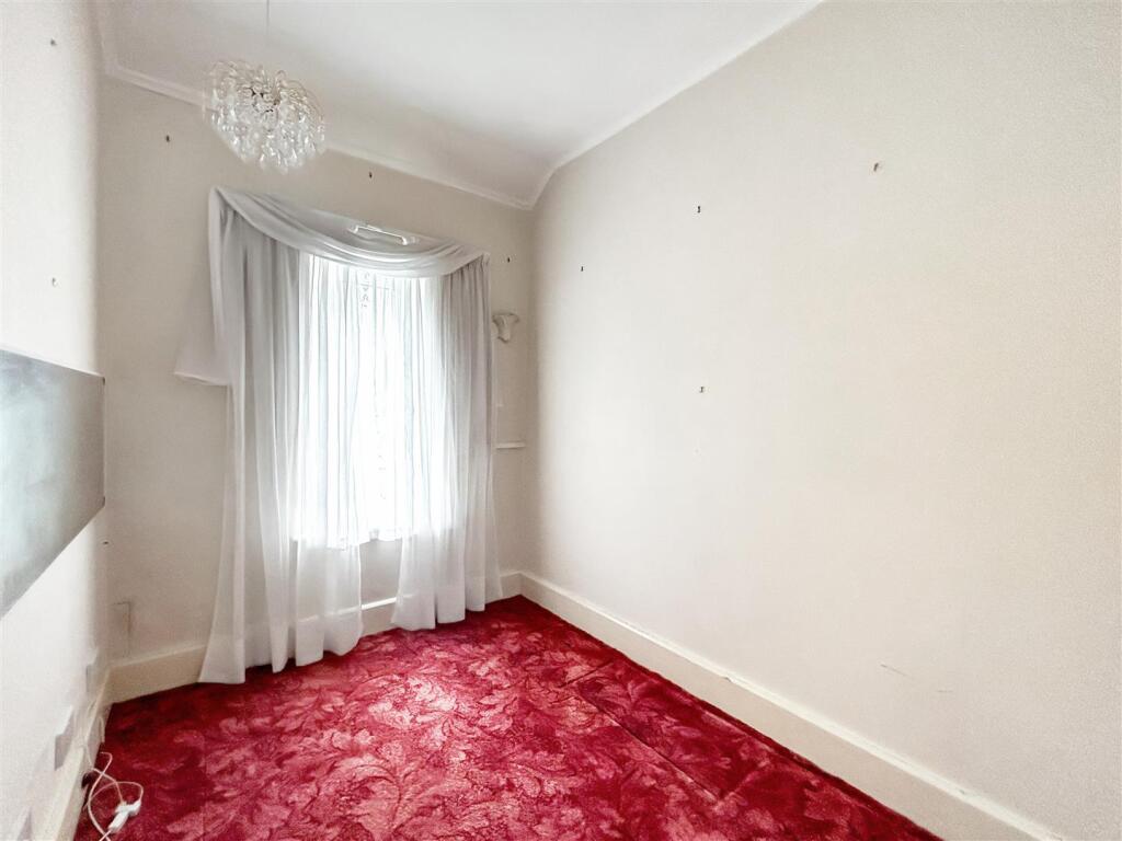 3 bed Terraced
