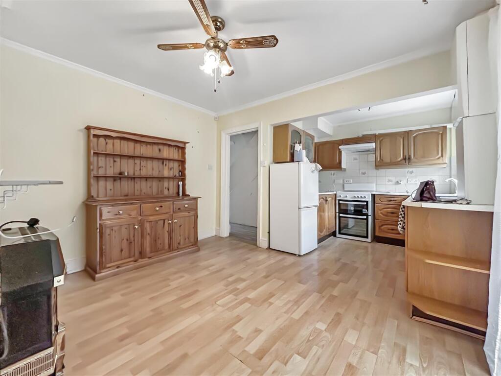 3 bed Terraced