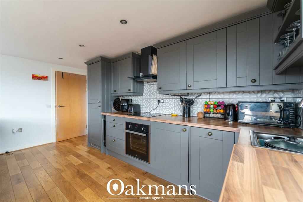 2 bed Apartment
