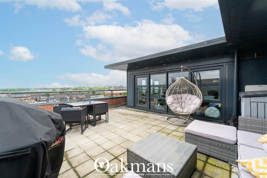2 bed Apartment