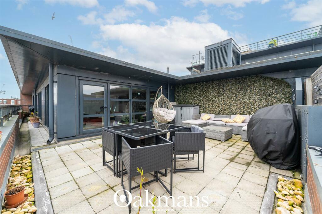 2 bed Apartment