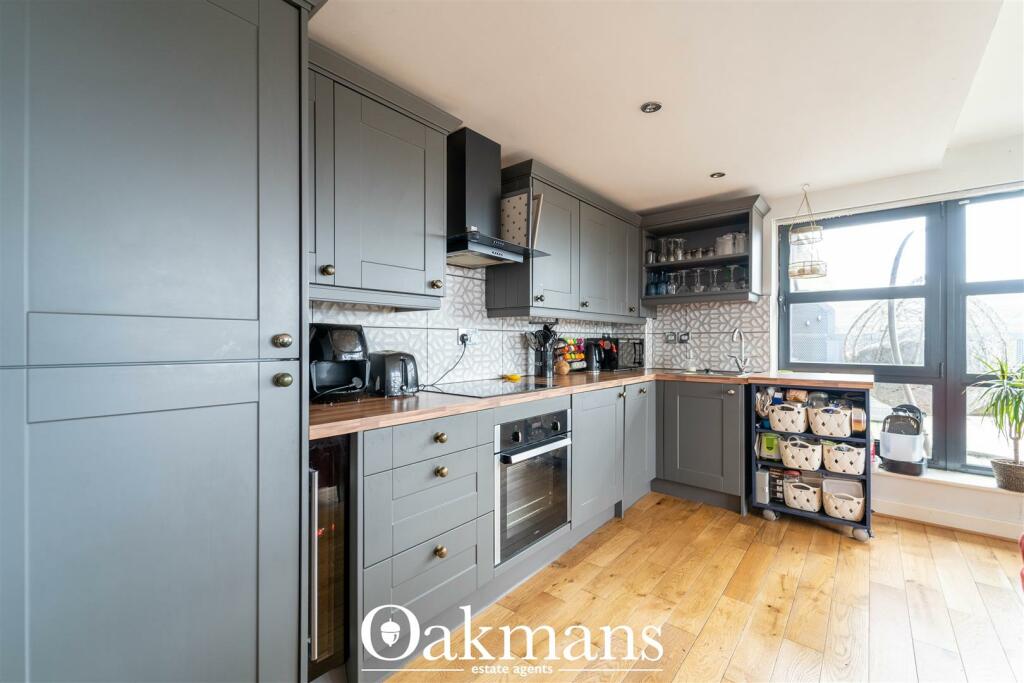 2 bed Apartment
