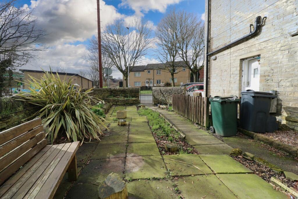 2 bed End of Terrace