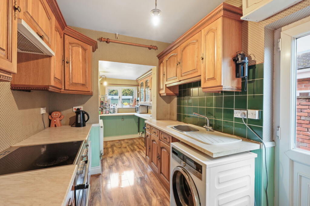 3 bed Semi-Detached