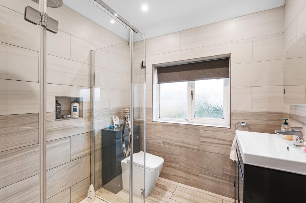 3 bed Semi-Detached