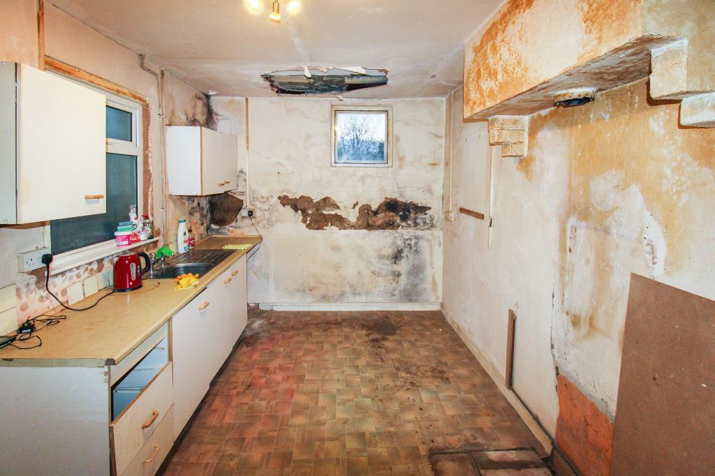 2 bed Semi-Detached