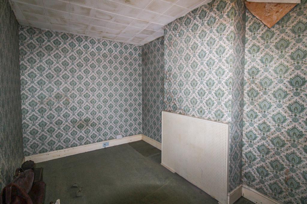 2 bed Semi-Detached