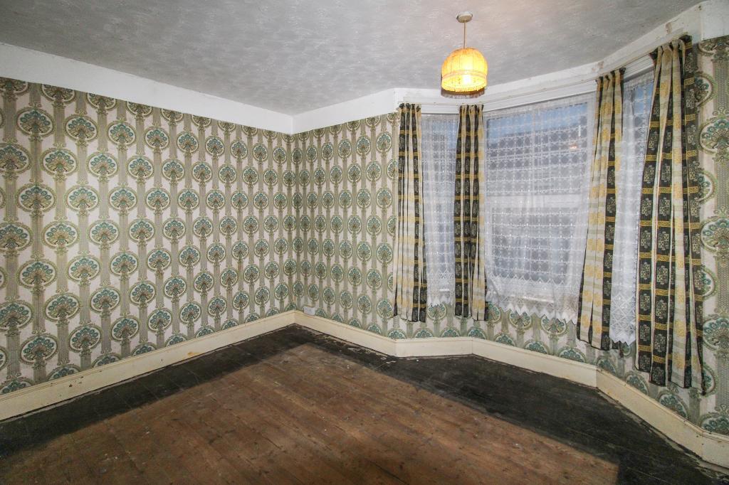 2 bed Semi-Detached