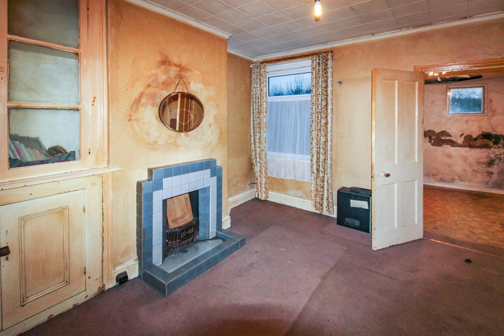 2 bed Semi-Detached