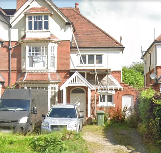 5 bed Semi-Detached