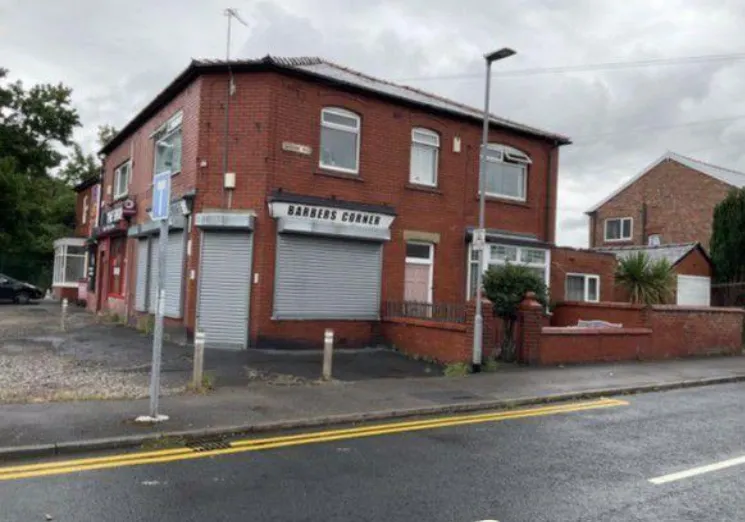 3 bed Hairdresser / Barber Shop
