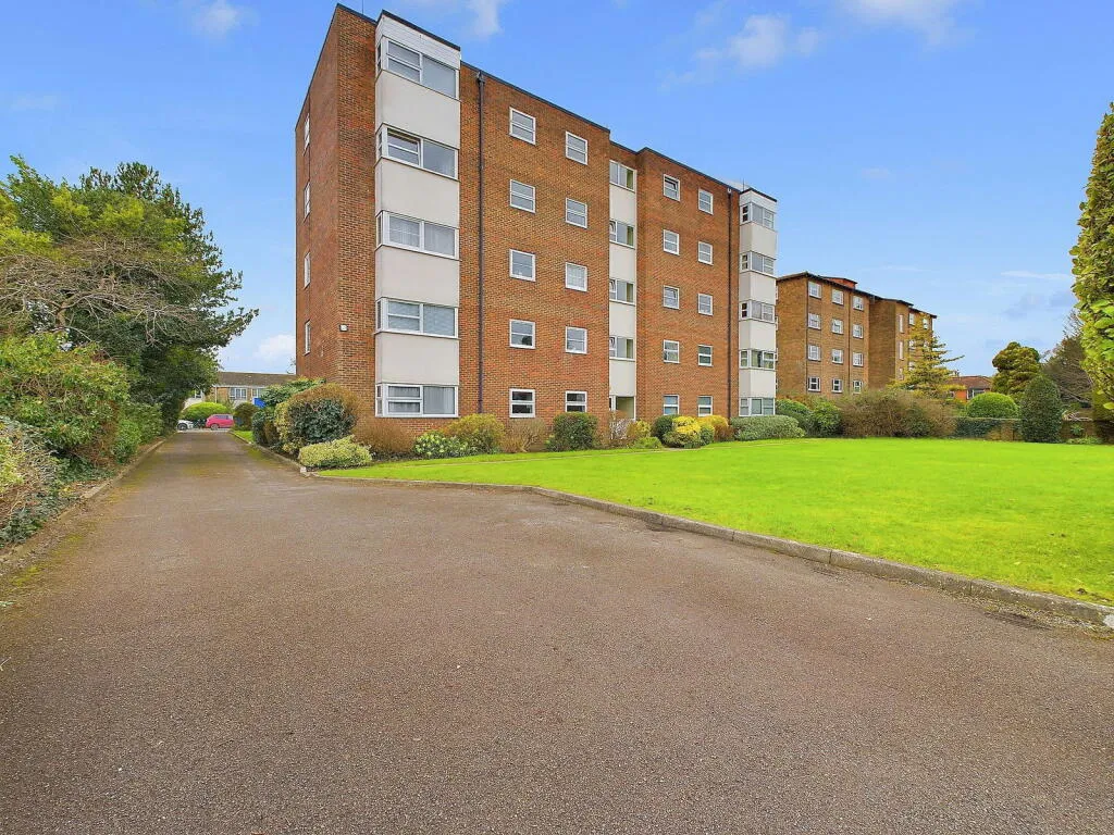 2 bed Apartment