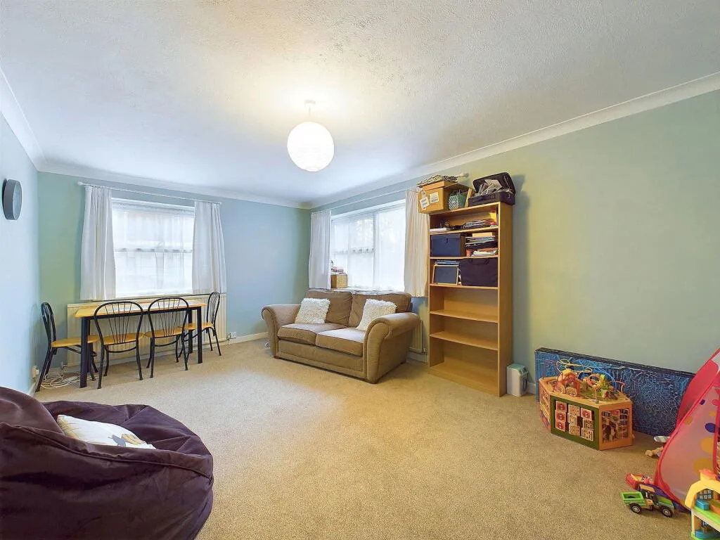 2 bed Apartment