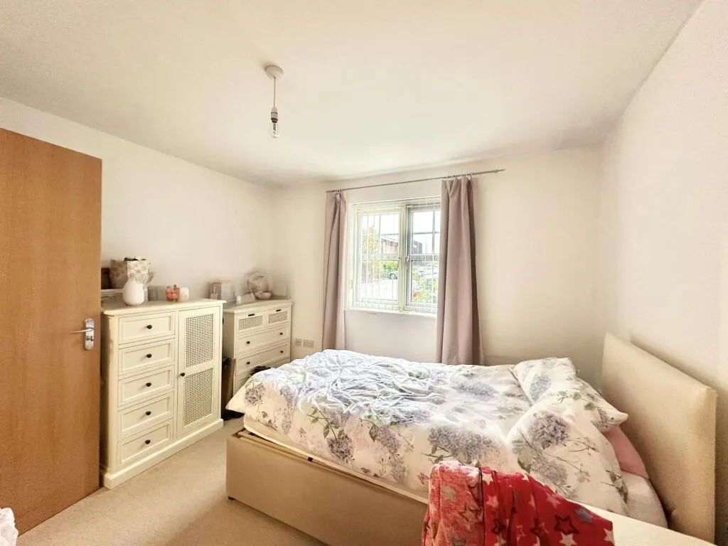 2 bed Apartment