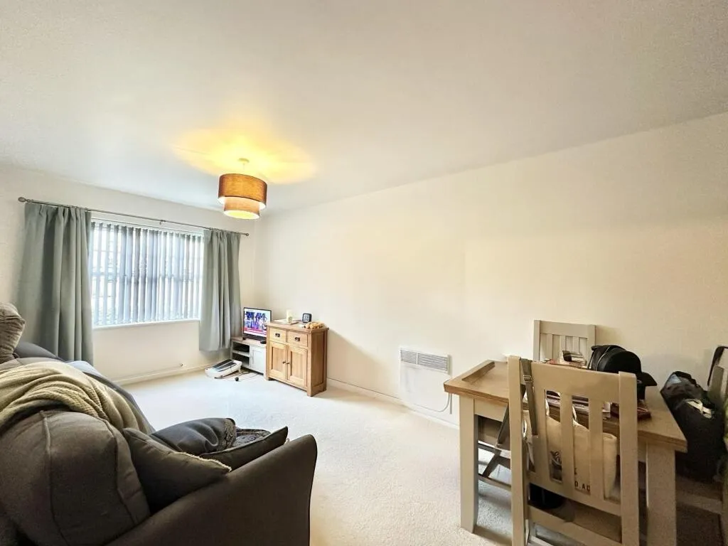 2 bed Apartment