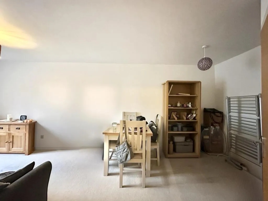 2 bed Apartment