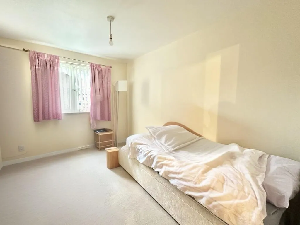 2 bed Apartment