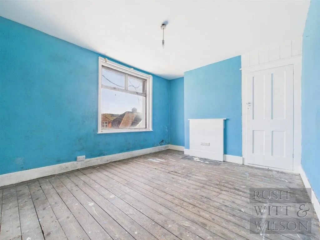 3 bed Terraced