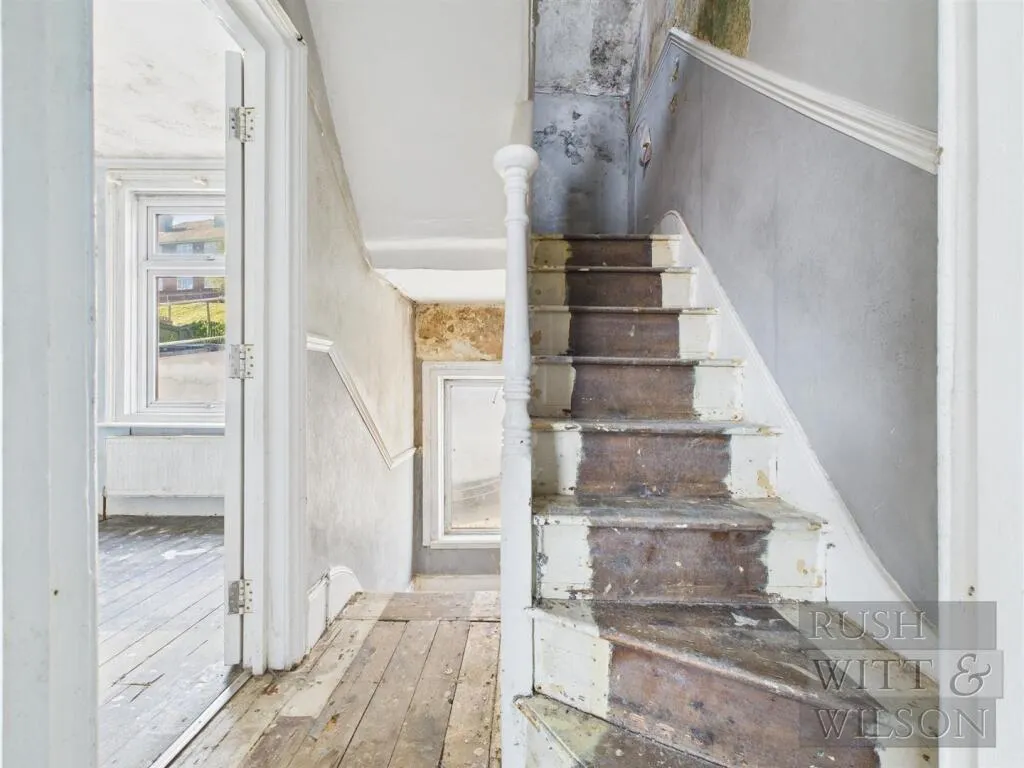 3 bed Terraced