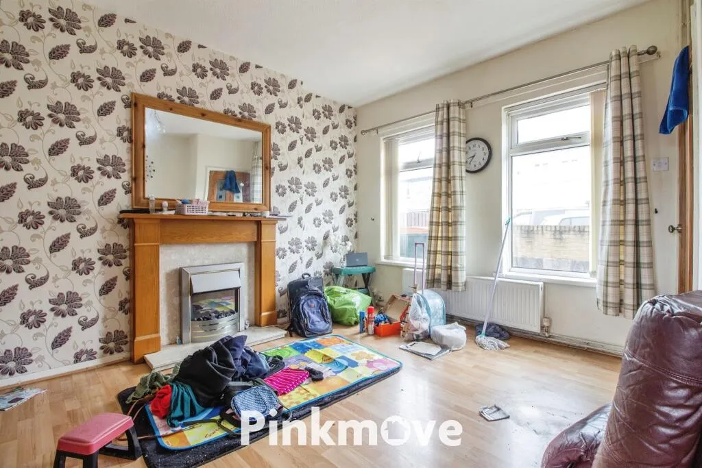 2 bed Terraced
