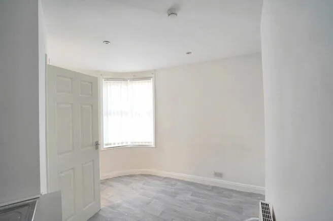 4 bed Terraced