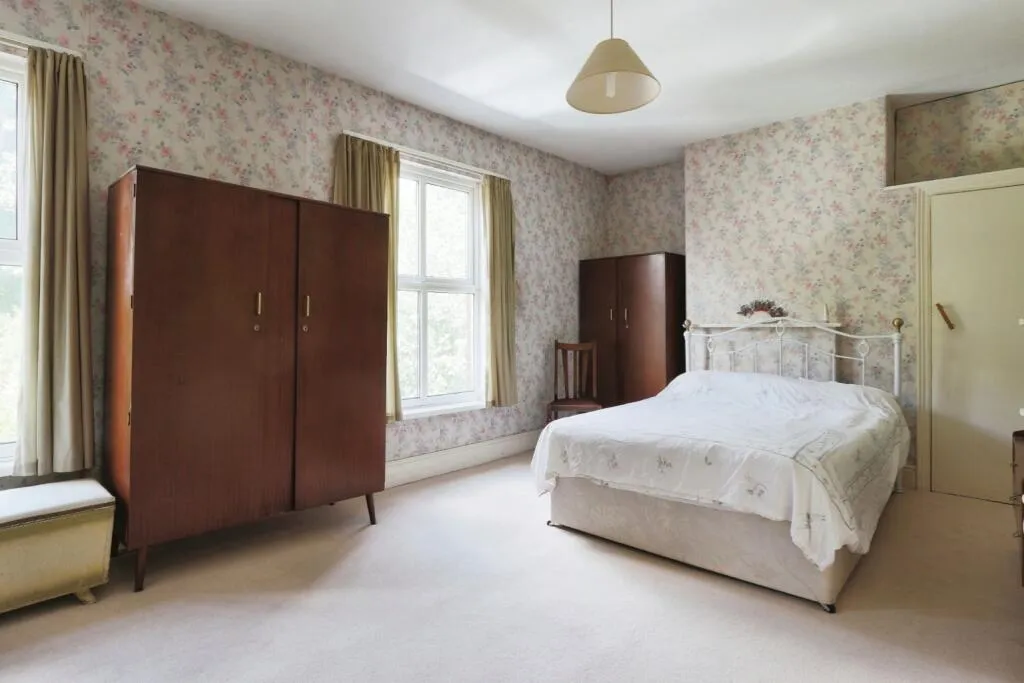 3 bed Terraced