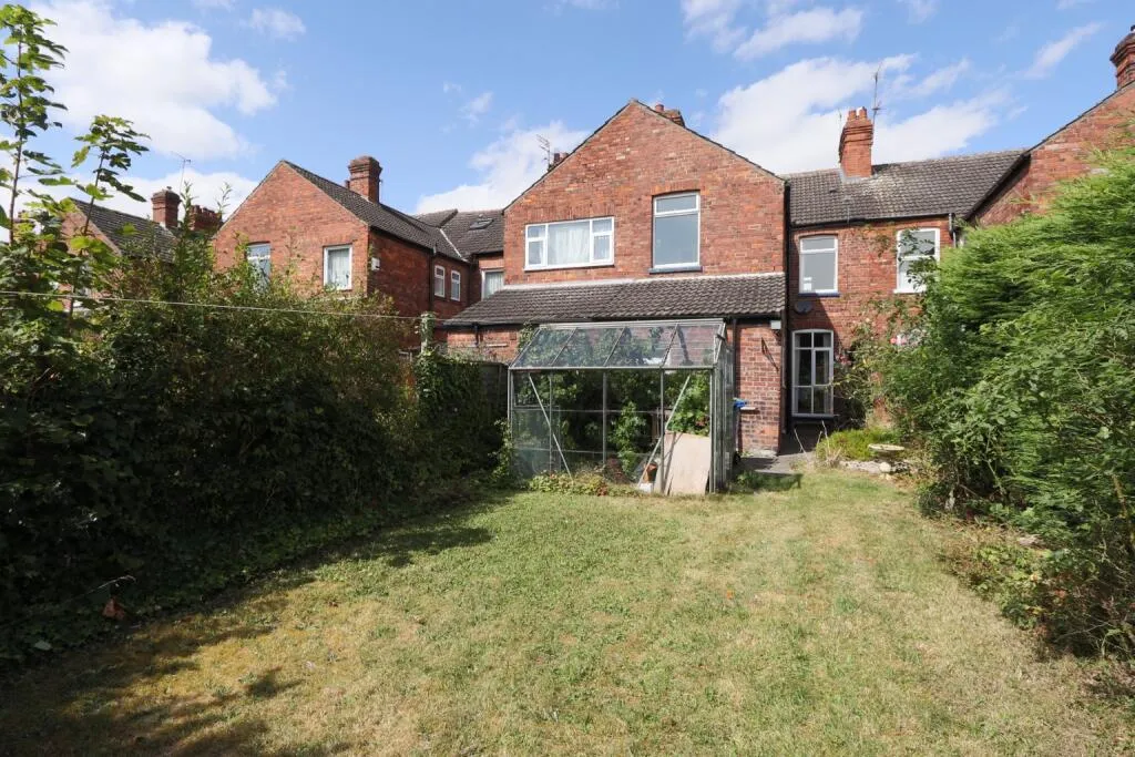 3 bed Terraced
