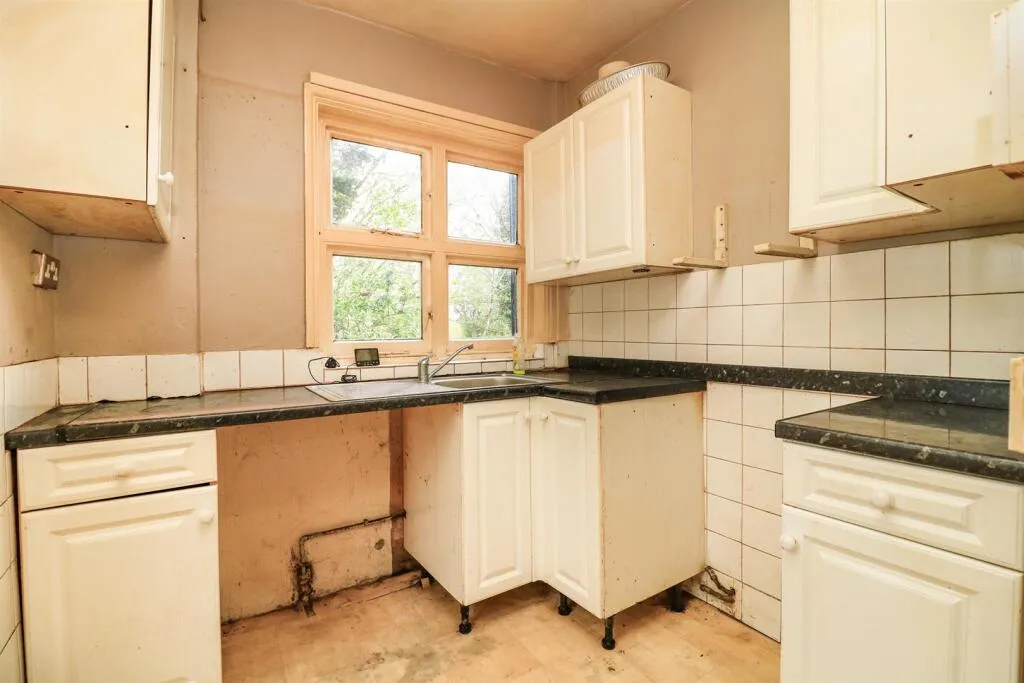 3 bed Semi-Detached