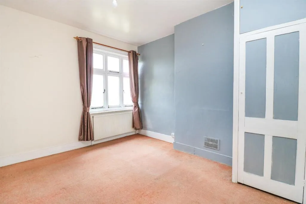 3 bed Semi-Detached