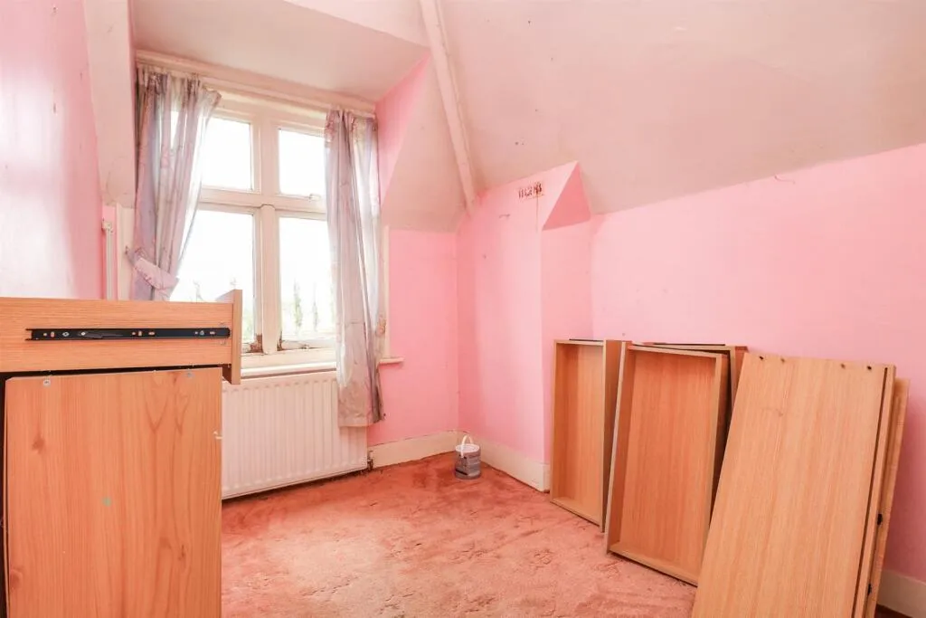 3 bed Semi-Detached