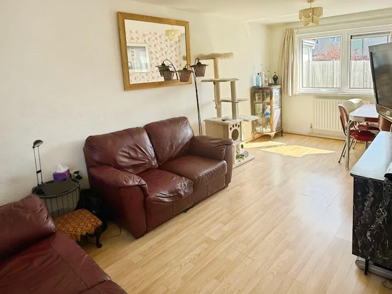 3 bed Semi-Detached