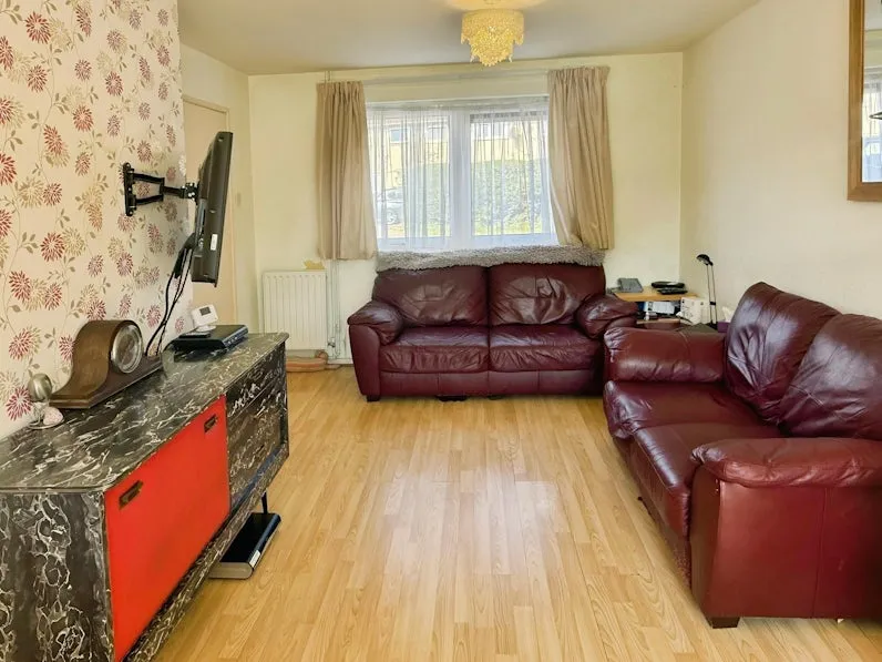 3 bed Semi-Detached