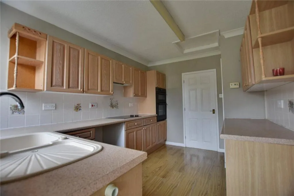 2 bed Semi-Detached Bungalow