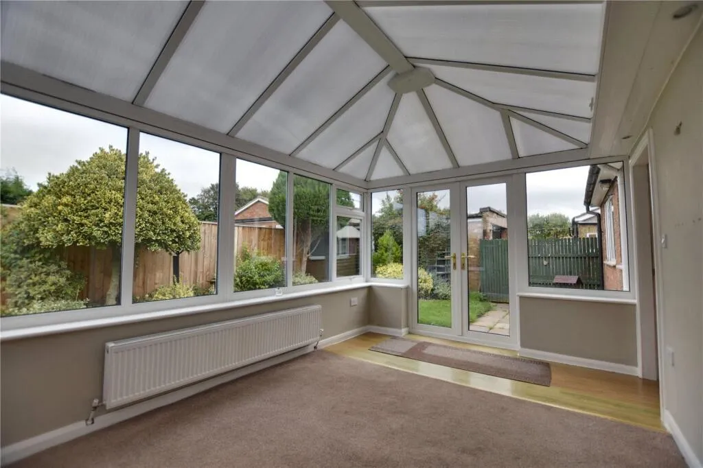 2 bed Semi-Detached Bungalow