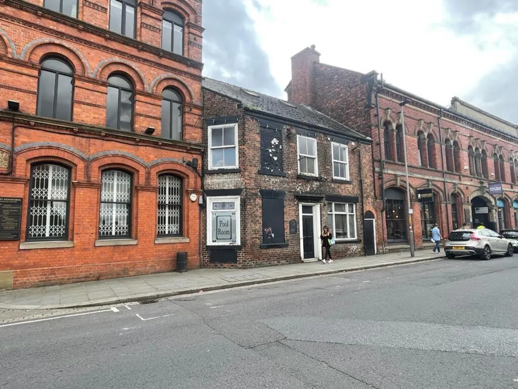 4 bed Guest House