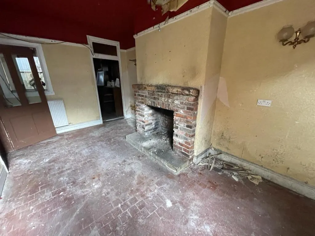 4 bed Guest House