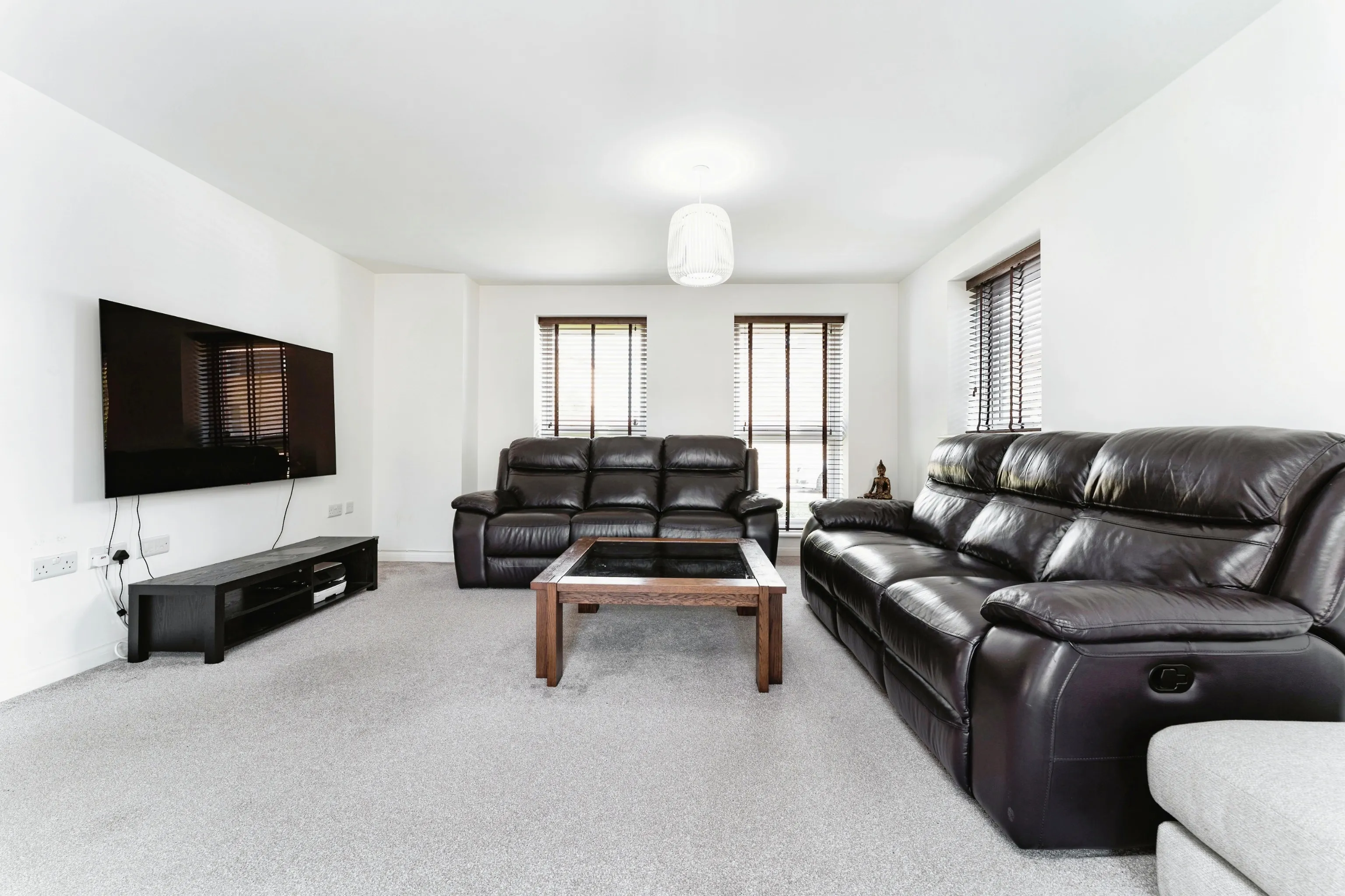 4 bed Detached